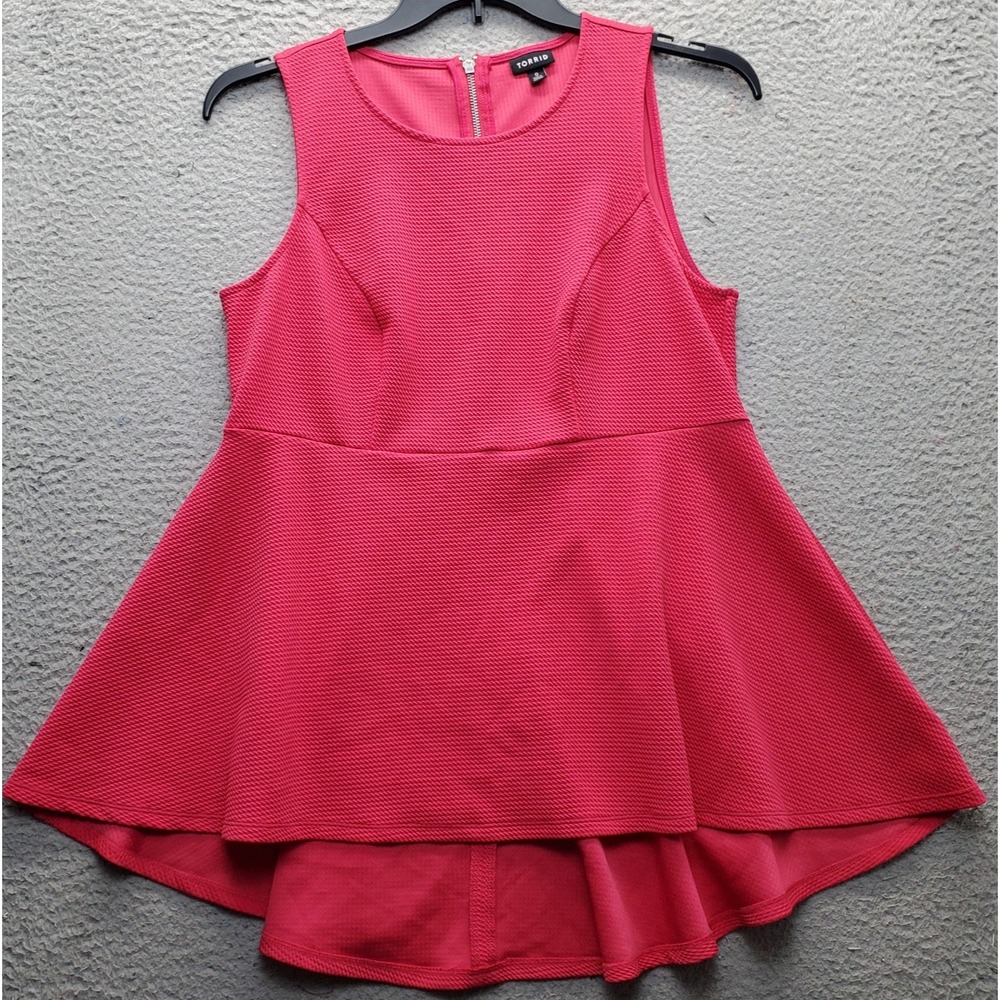 Torrid Peplum Top Womens 0 Pink Textured Ponte Sleeveless Round Neck Back Zip